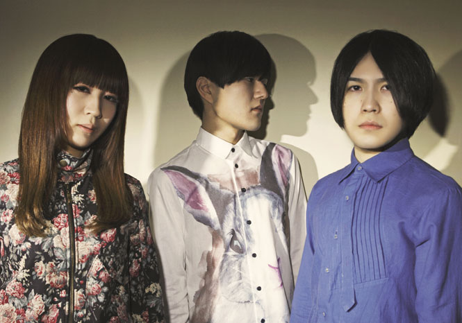 PLASTIC GIRL IN CLOSET